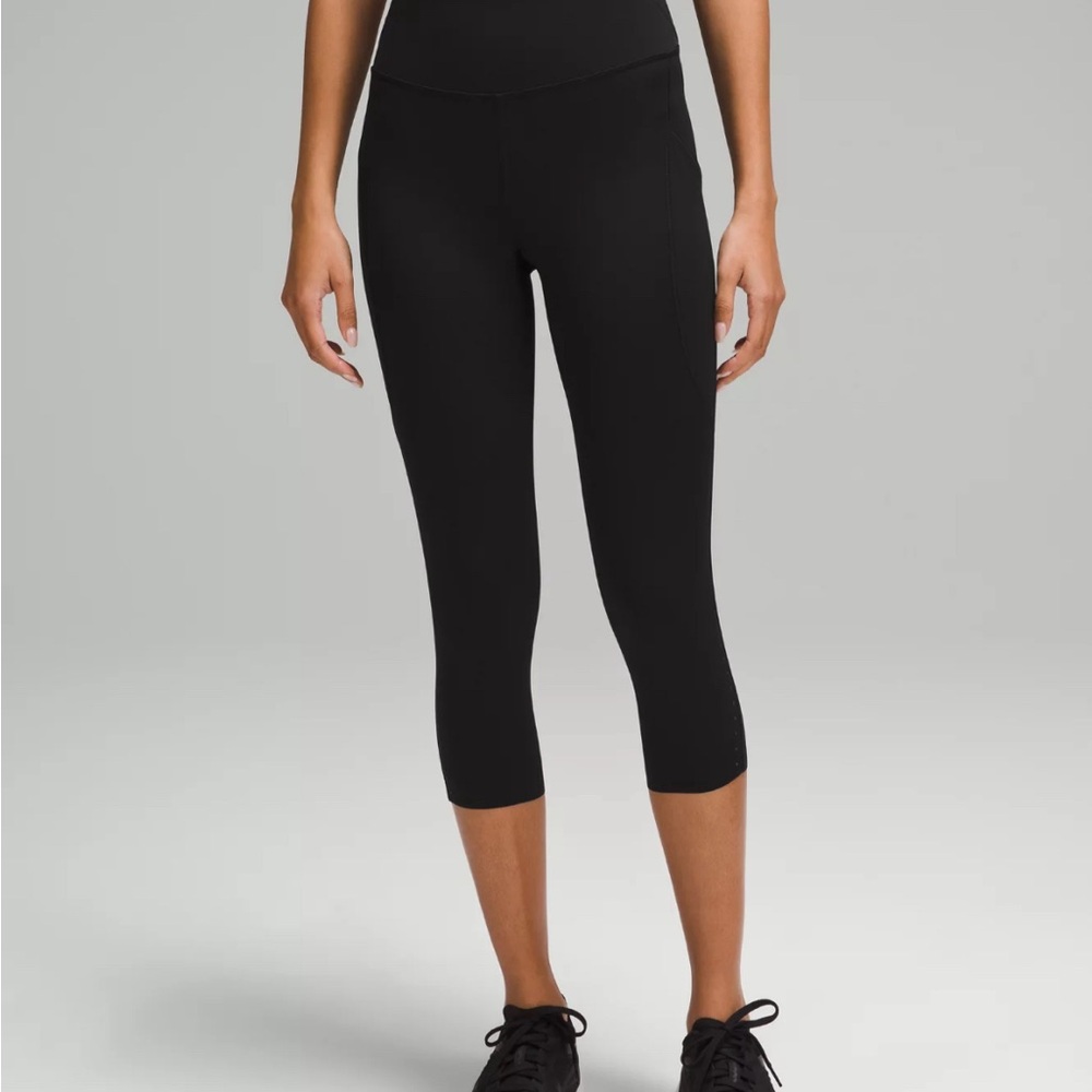 Lululemon capri pants - Picture 2 of 6